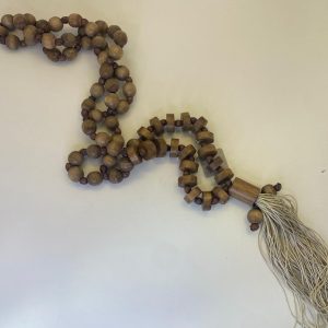 Colar de Mesa Madeira com Tassel de Seda