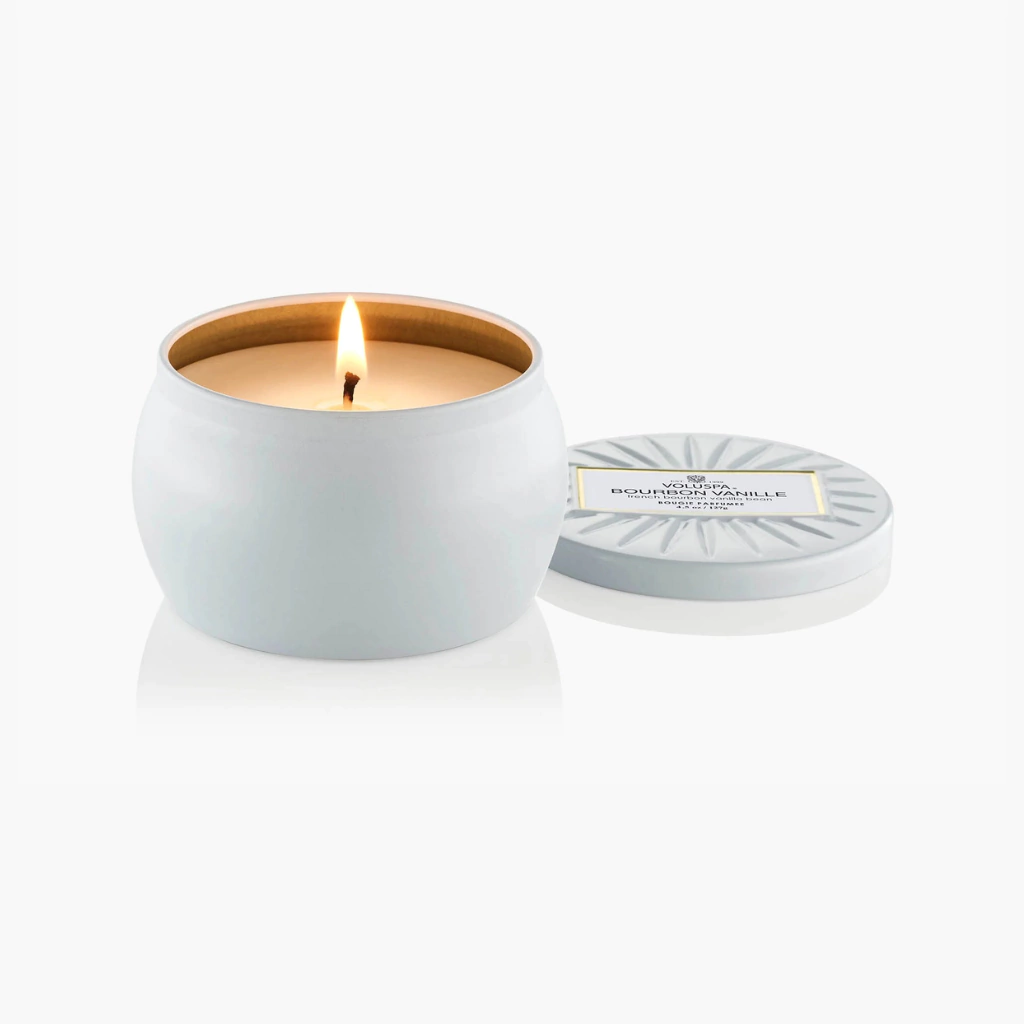 Mini vela Voluspa lata Bourbon Vanille 25H 113g