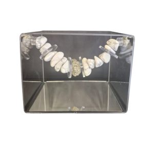 Cubo de Acrílico Com Howlita e Pirita Kaia