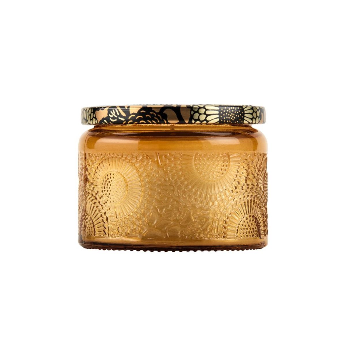 Vela Pote de Vidro Relevo Baltic Amber Voluspa 25 Horas - Imagem 2