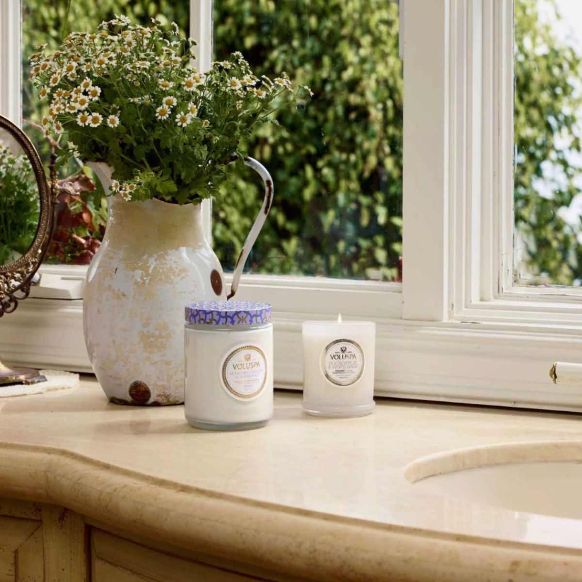 Vela Copo Vidro 100h Mountain Lavender E Chamomile Voluspa - Imagem 2