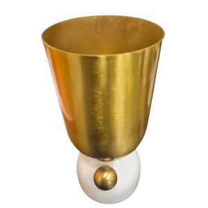 Vaso Decorativo em Mármore Branco e Metal Dourado P