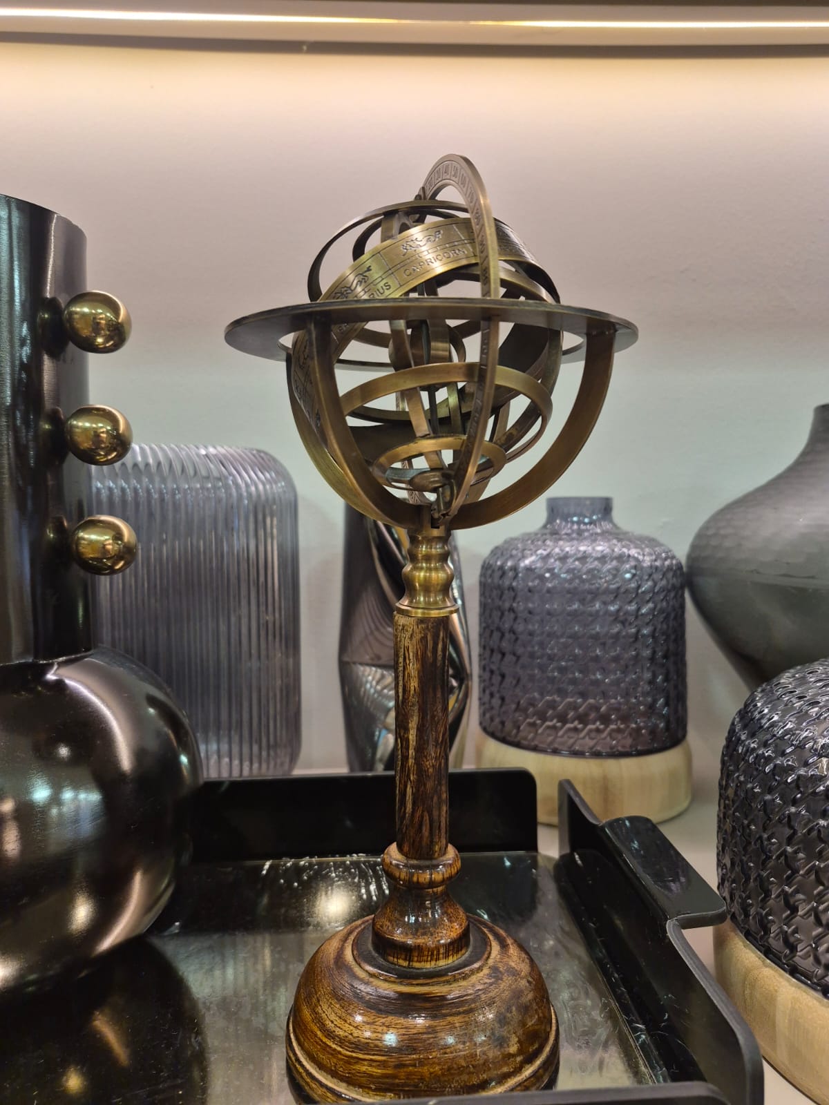 Astrolábio Decorativo Em Metal Dourado - Imagem 4