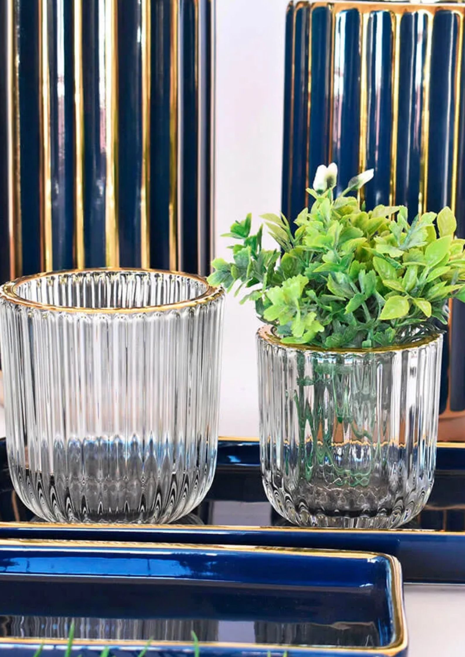 Vasinho Em Vidro Transparente e Dourado Lumen Risk - Imagem 2