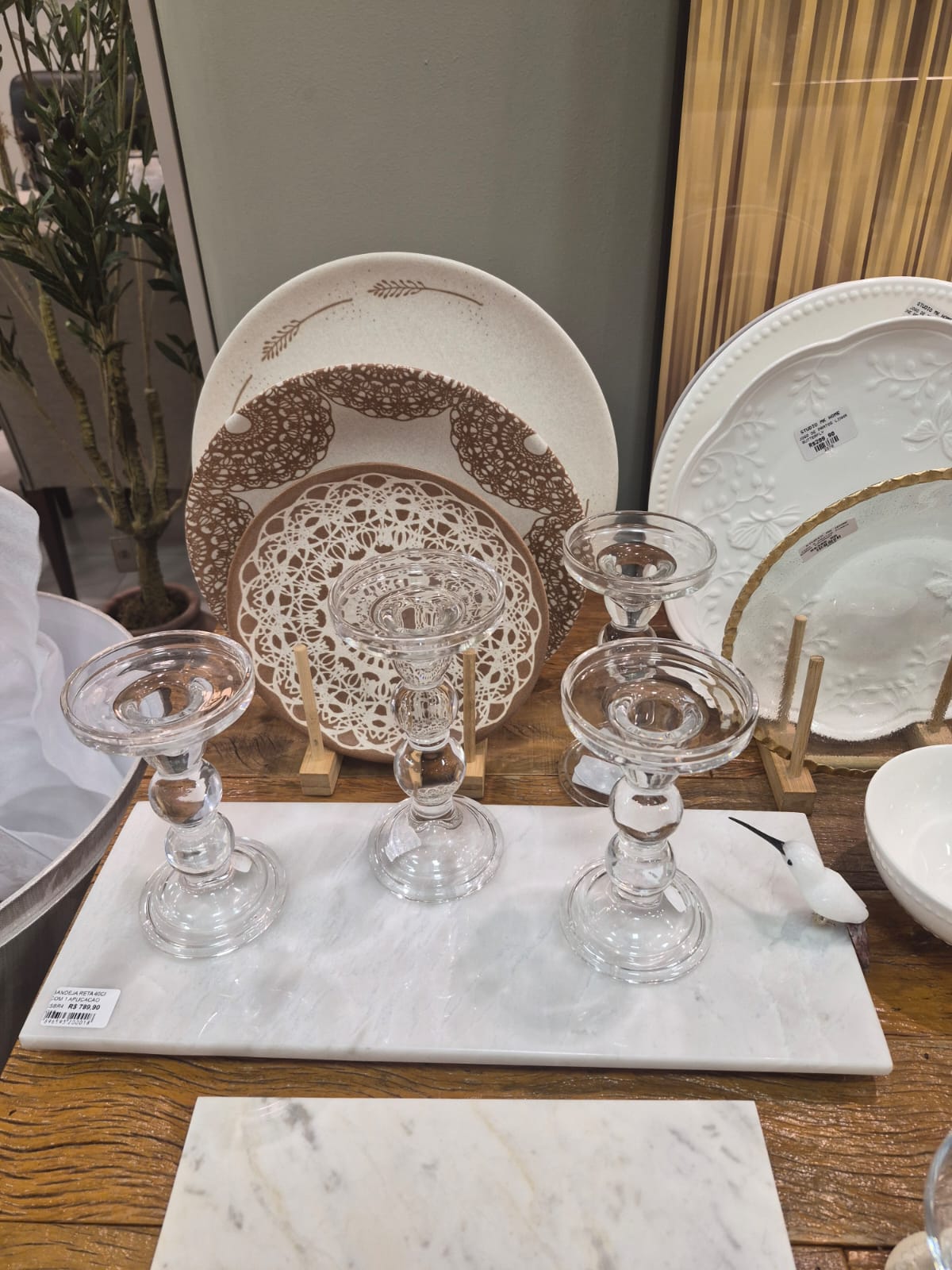 Bandeja Decorativa Em Mármore Reta Com 1 Aplicação Branca - Imagem 4